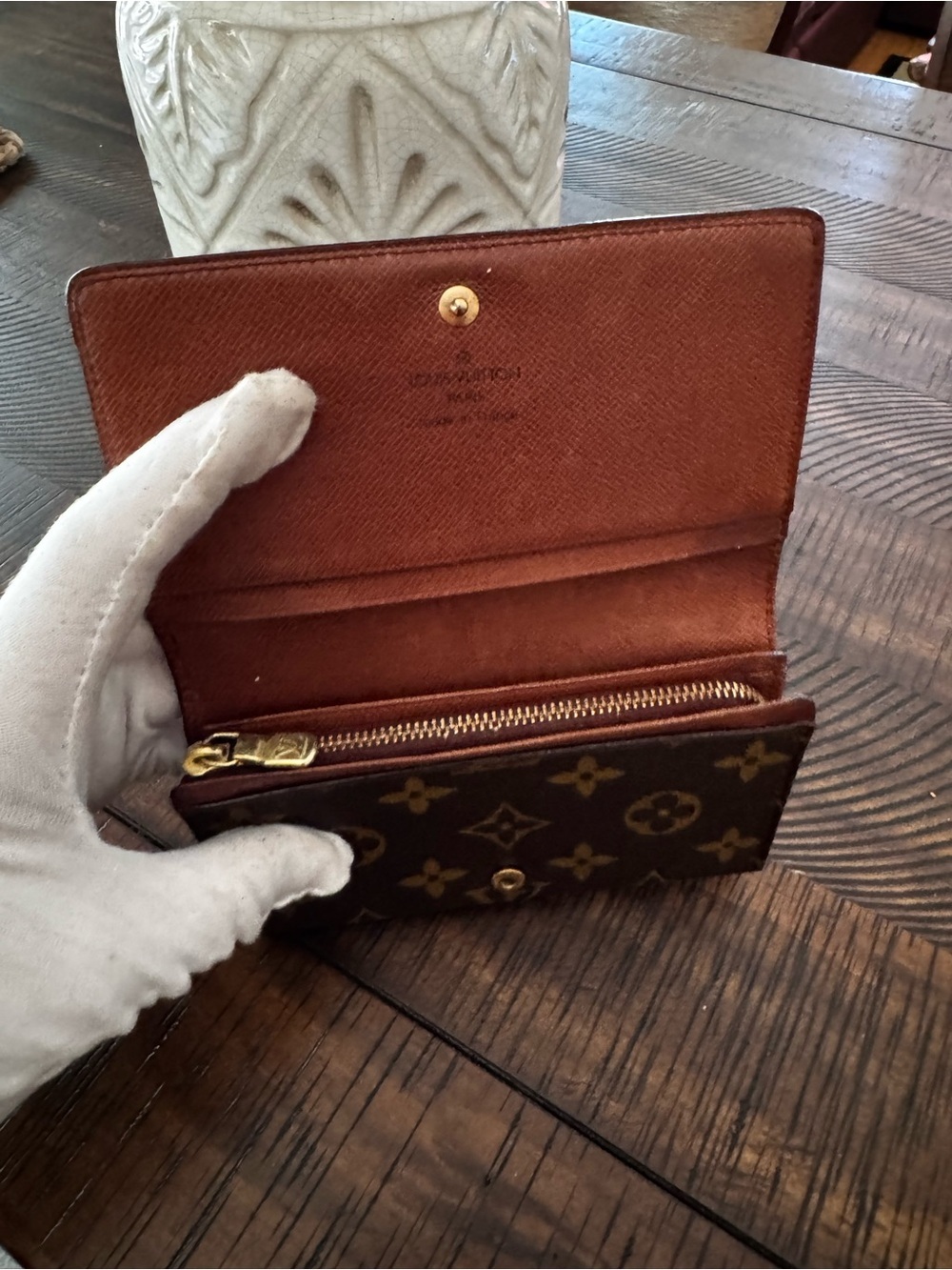 Just in 🔥Louis Vuitton Monogram Porte Monnaie Billets Tresor Bifold Wallet/ - Picture 7 of 17